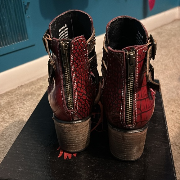 Freebird saphire red croco boots - Picture 5 of 7